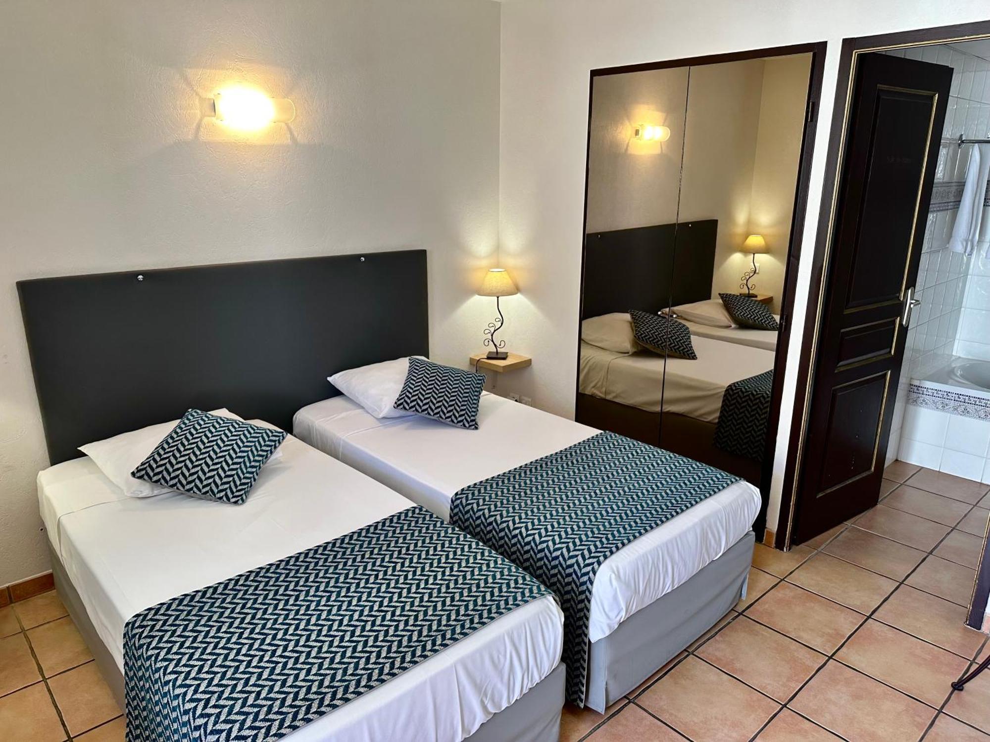 Cabestany Logis Hotel Les II Mas - Perpignan Sud מראה חיצוני תמונה