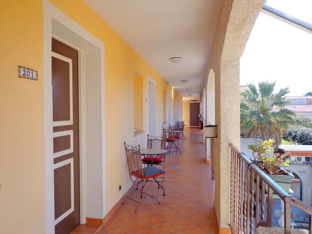 Cabestany Logis Hotel Les II Mas - Perpignan Sud מראה חיצוני תמונה